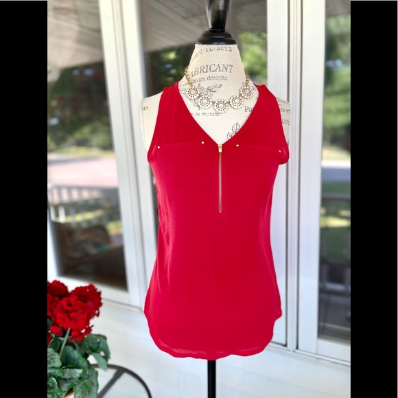 New Women’s Express Sleeveless Blouse - Picture 1 of 5